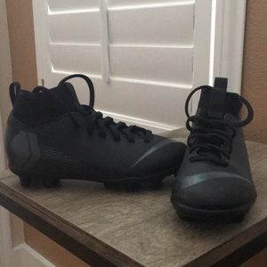 Nike mercurial youth soccer cleats